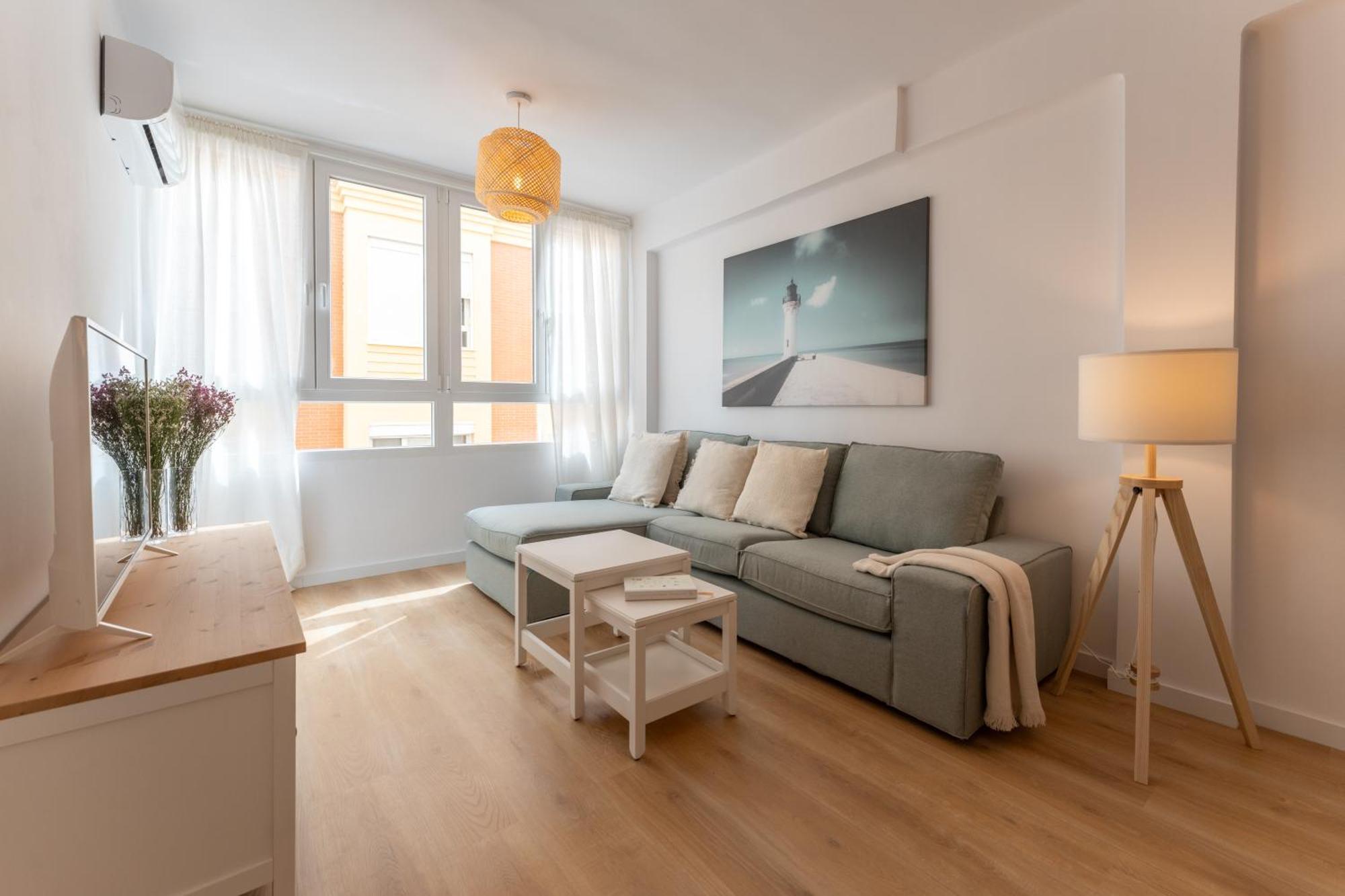 شقة Malaga Lux Oasis - Modern 3Br, Fast Wifi, Smarttv المظهر الخارجي الصورة