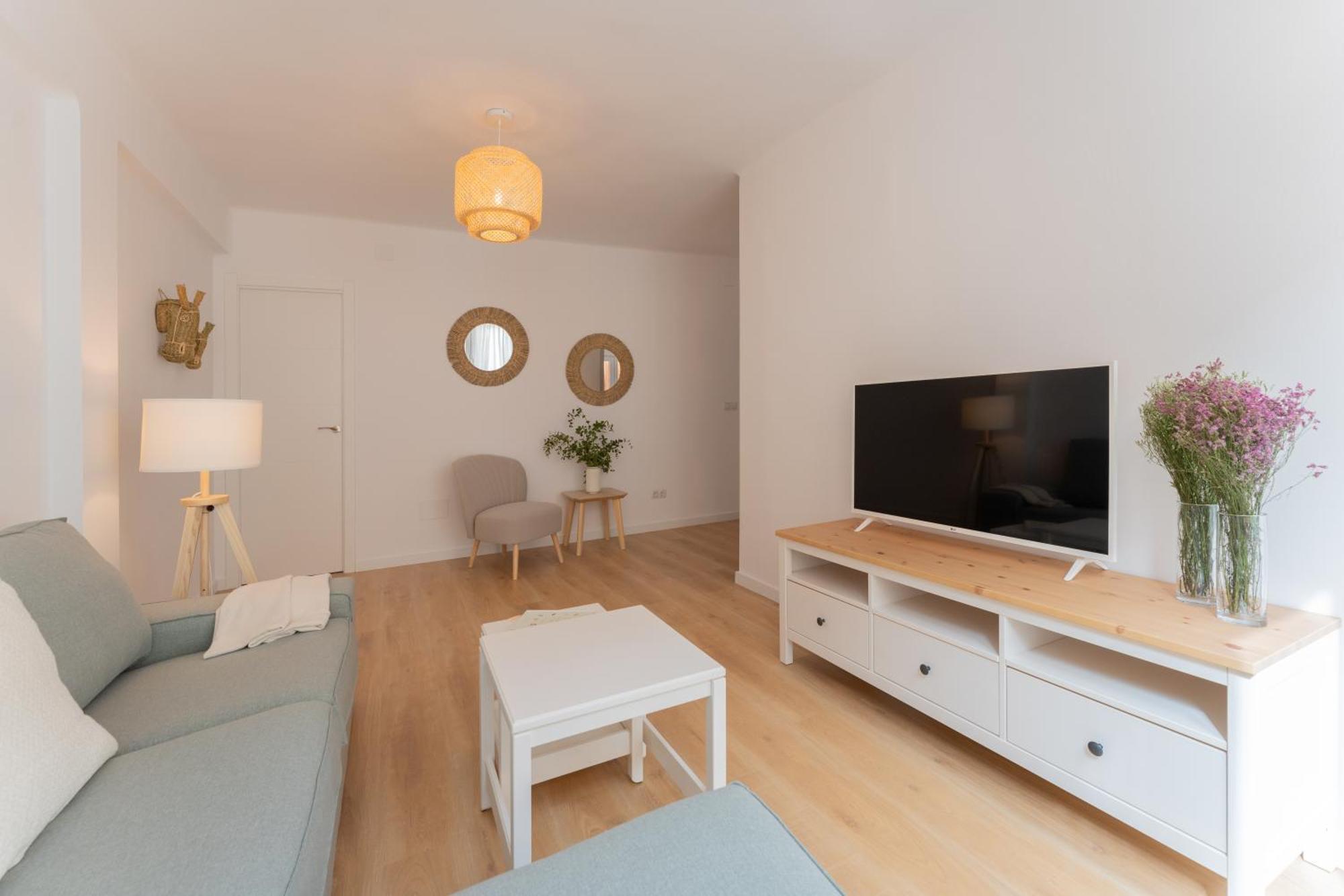 شقة Malaga Lux Oasis - Modern 3Br, Fast Wifi, Smarttv المظهر الخارجي الصورة
